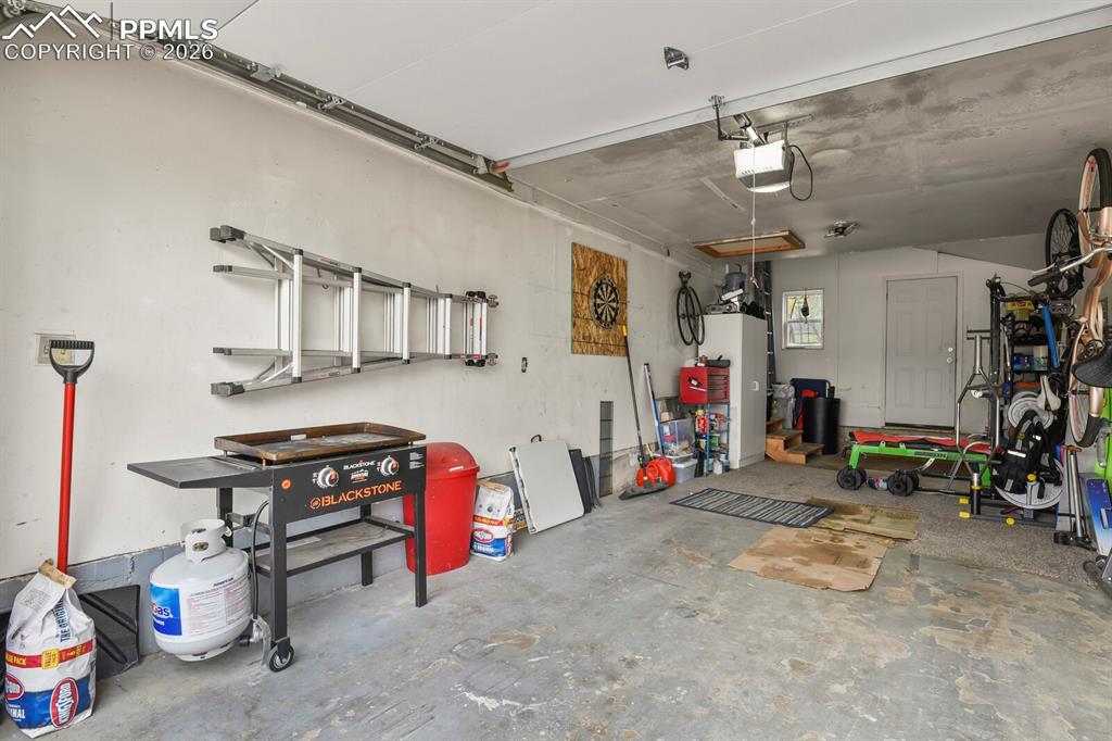 1925 Swearinger Drive Colorado Springs CO 80906