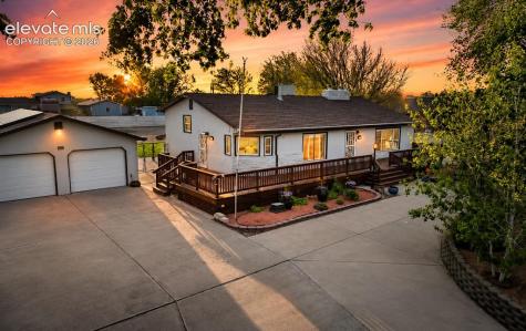 1069 Meadow Lane Pueblo CO 81006