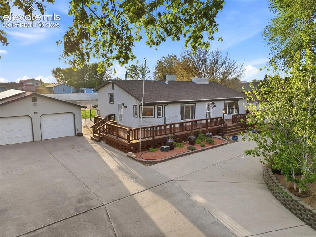 1069 Meadow Lane Pueblo CO 81006