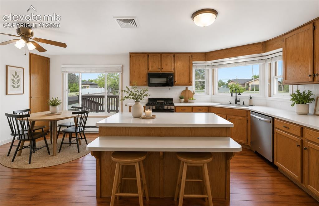 1069 Meadow Lane Pueblo CO 81006