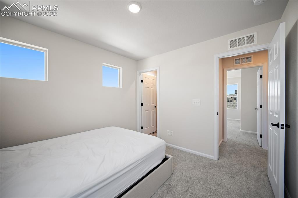 5745 Mammoth Lane Colorado Springs CO 90827