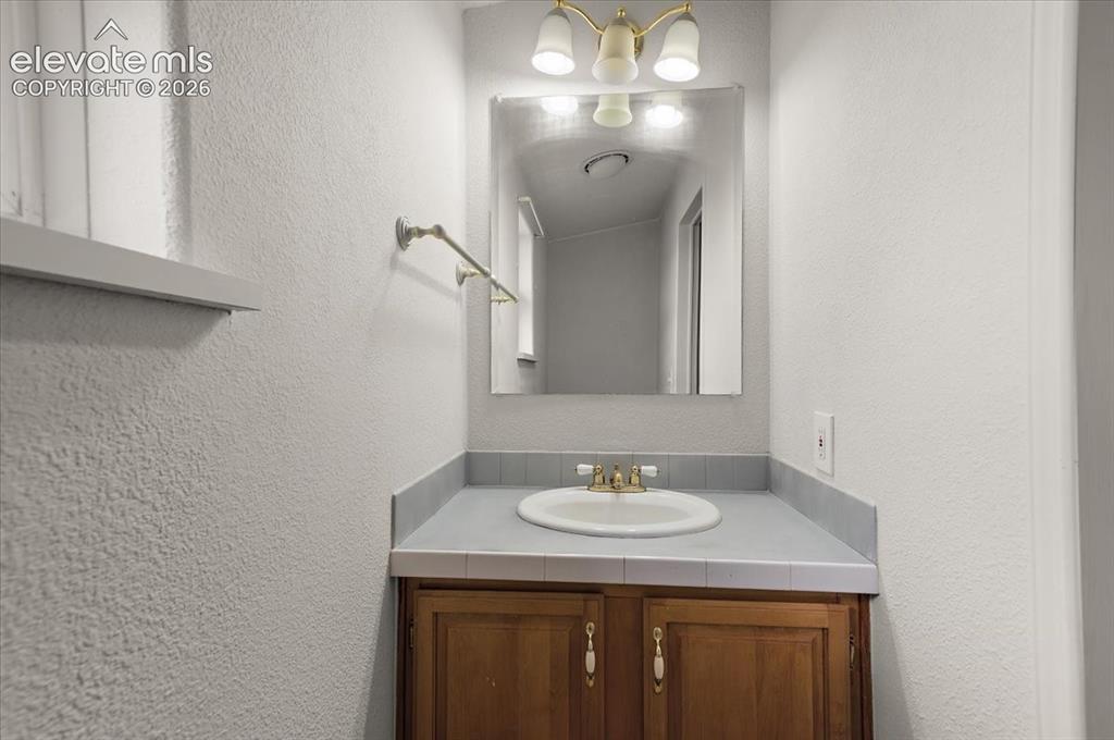 544 N Raymont Drive Pueblo CO 81007