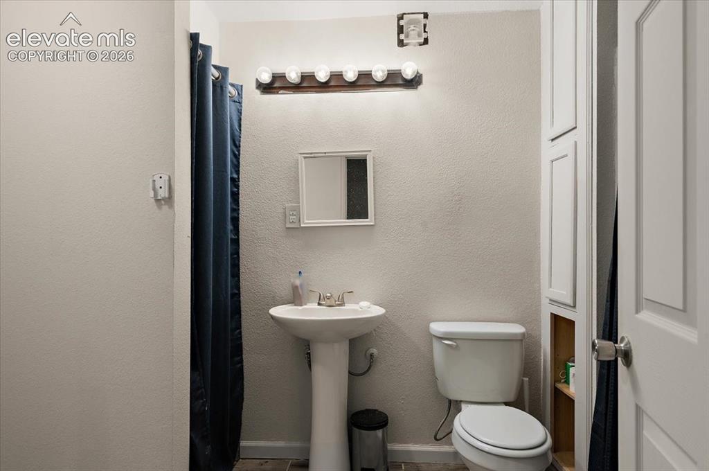 544 N Raymont Drive Pueblo CO 81007