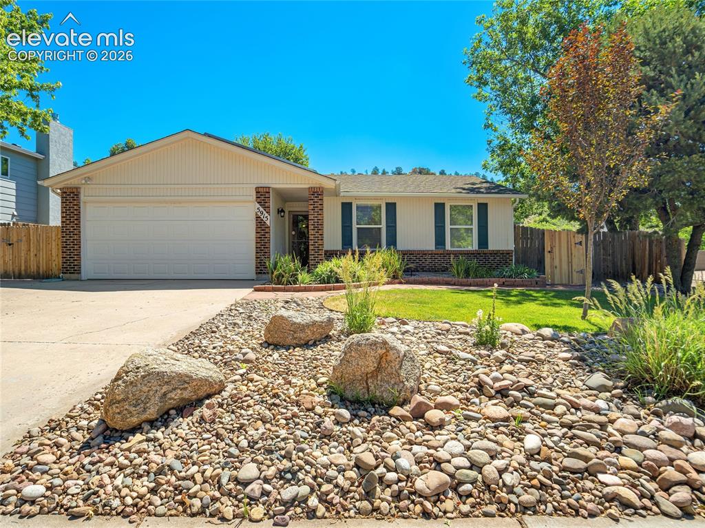 5915 Pemberton Way Colorado Springs CO 80919