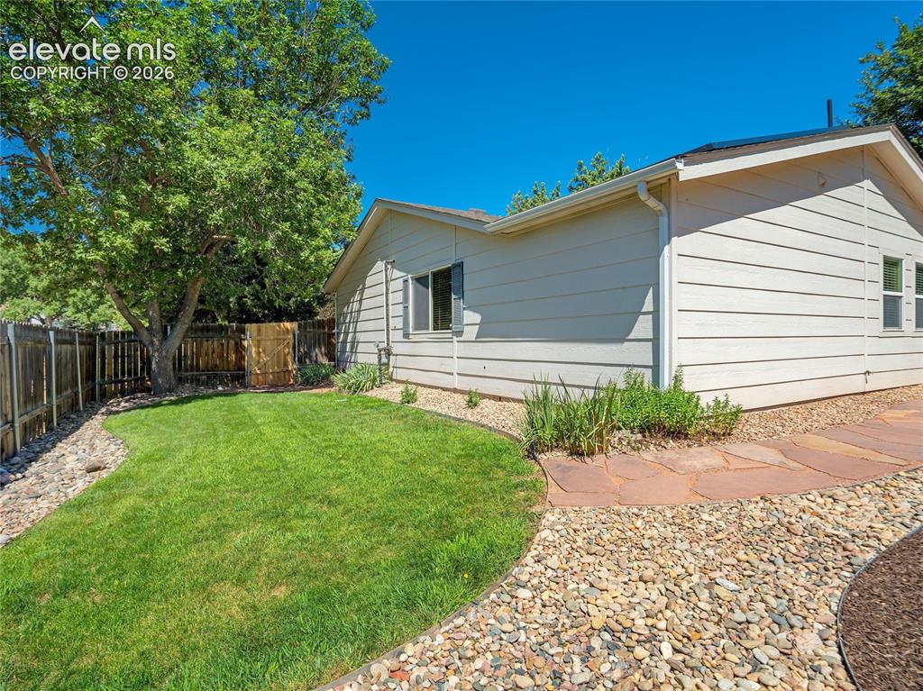 5915 Pemberton Way Colorado Springs CO 80919