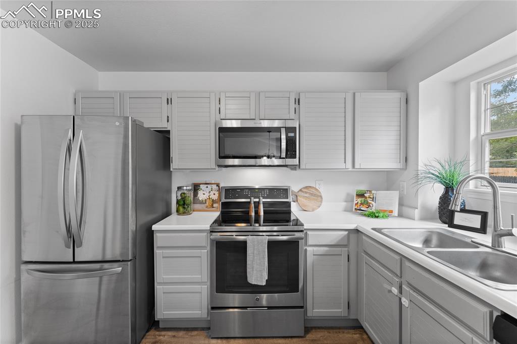 5807 Chokecherry Drive Colorado Springs CO 80919