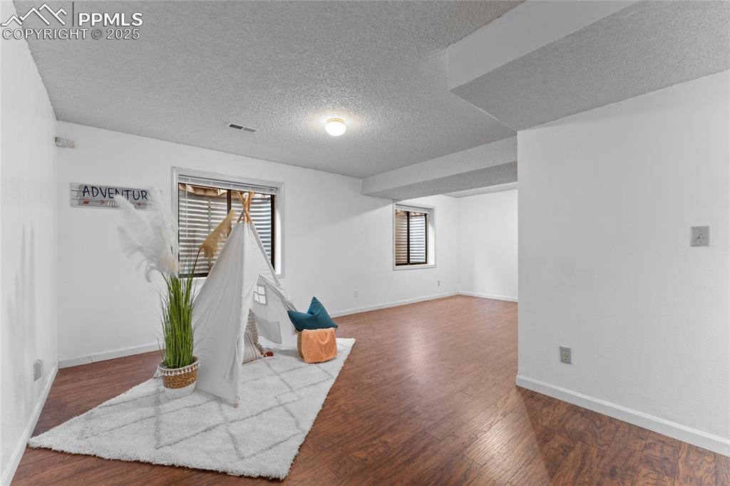 5807 Chokecherry Drive Colorado Springs CO 80919