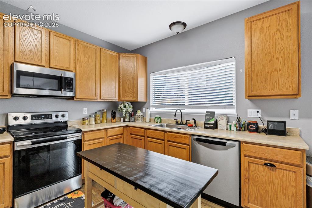 4262 Knollvale Drive Colorado Springs CO 80922