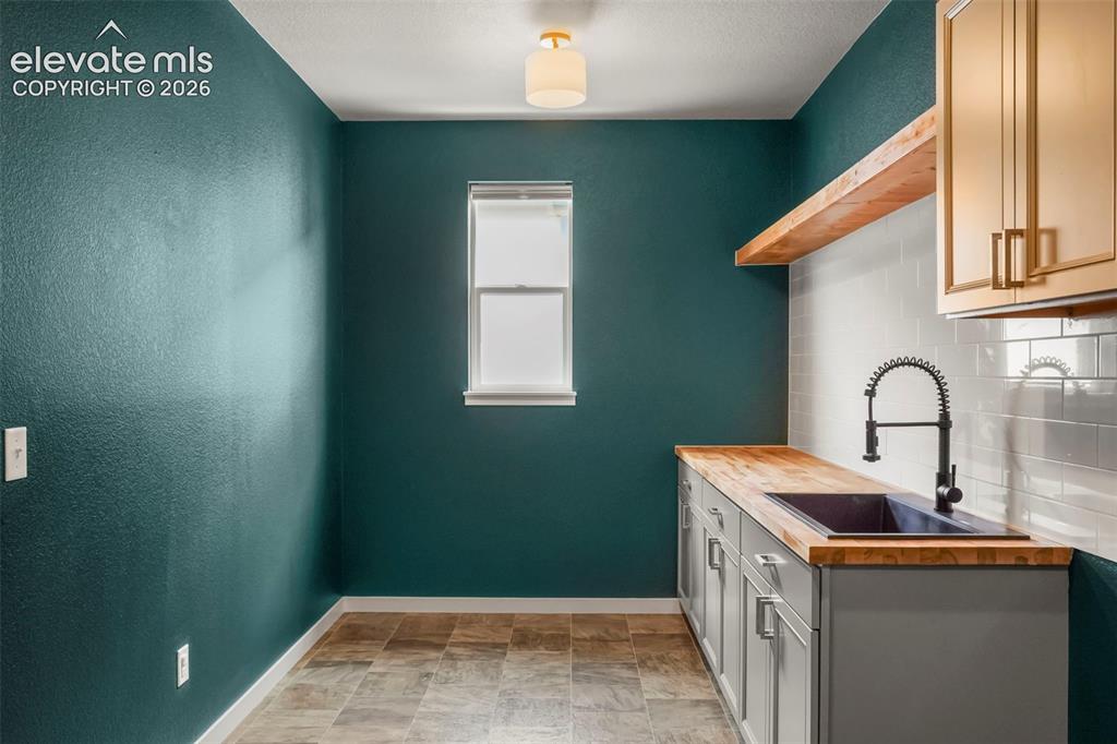 3227 Golden Meadow Way Colorado Springs CO 80908