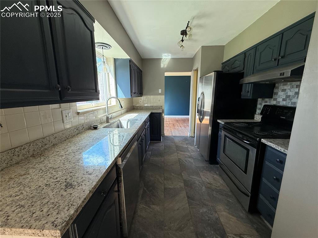 251 Fay Drive Colorado Springs CO 80911