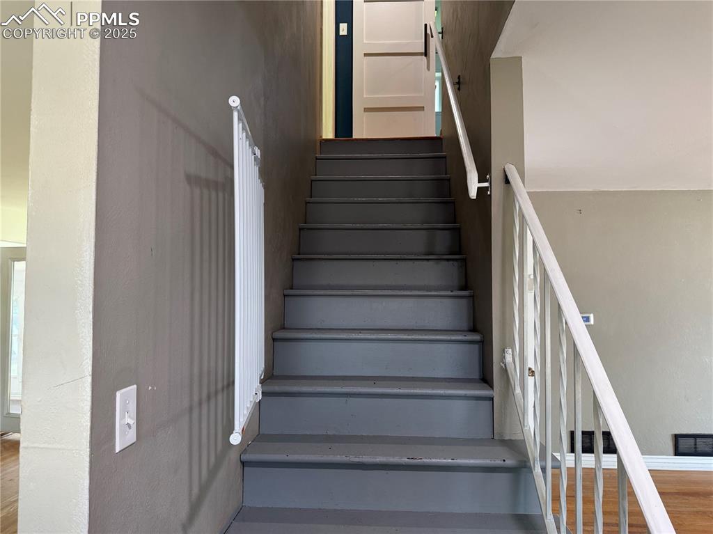 251 Fay Drive Colorado Springs CO 80911