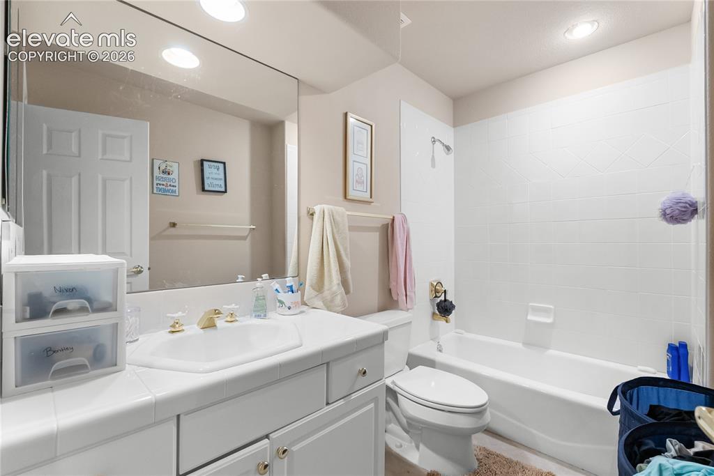 8353 Twinberry Point Colorado Springs CO 80920