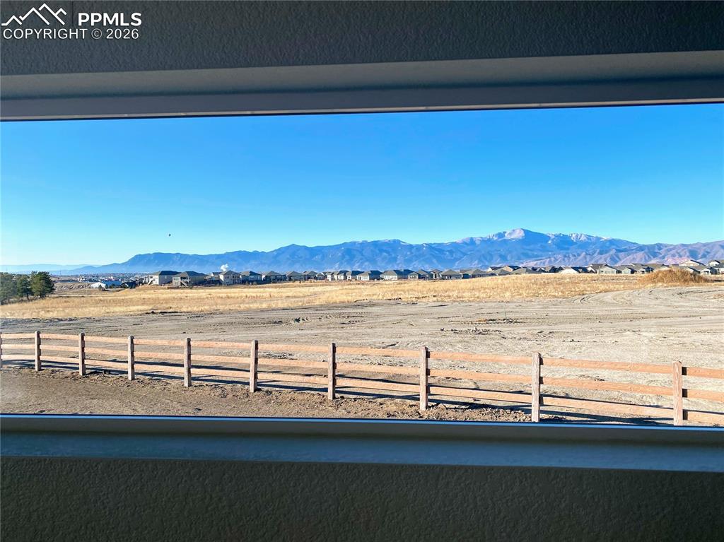 9107 Glitter Way Colorado Springs CO 80924
