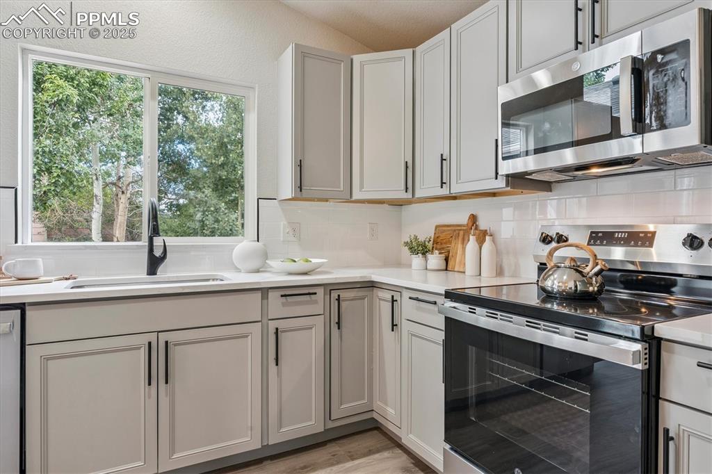 6030 Grapevine Drive Colorado Springs CO 80923