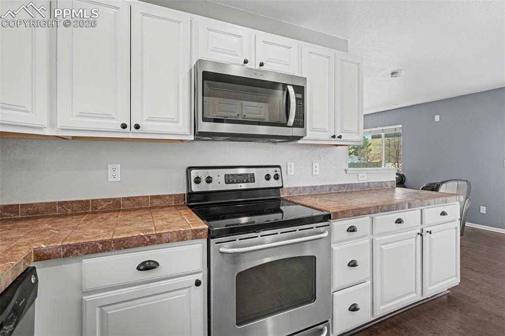 2143 Shady Aspen Drive Colorado Springs CO 80921