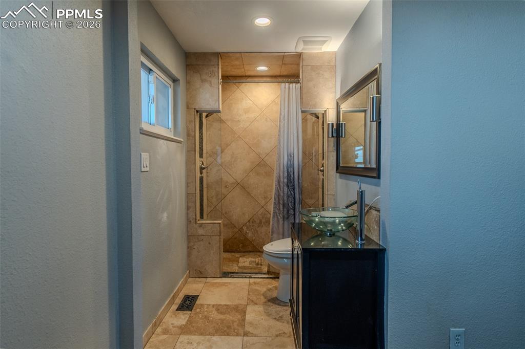 816 S Circle Drive Colorado Springs CO 80910