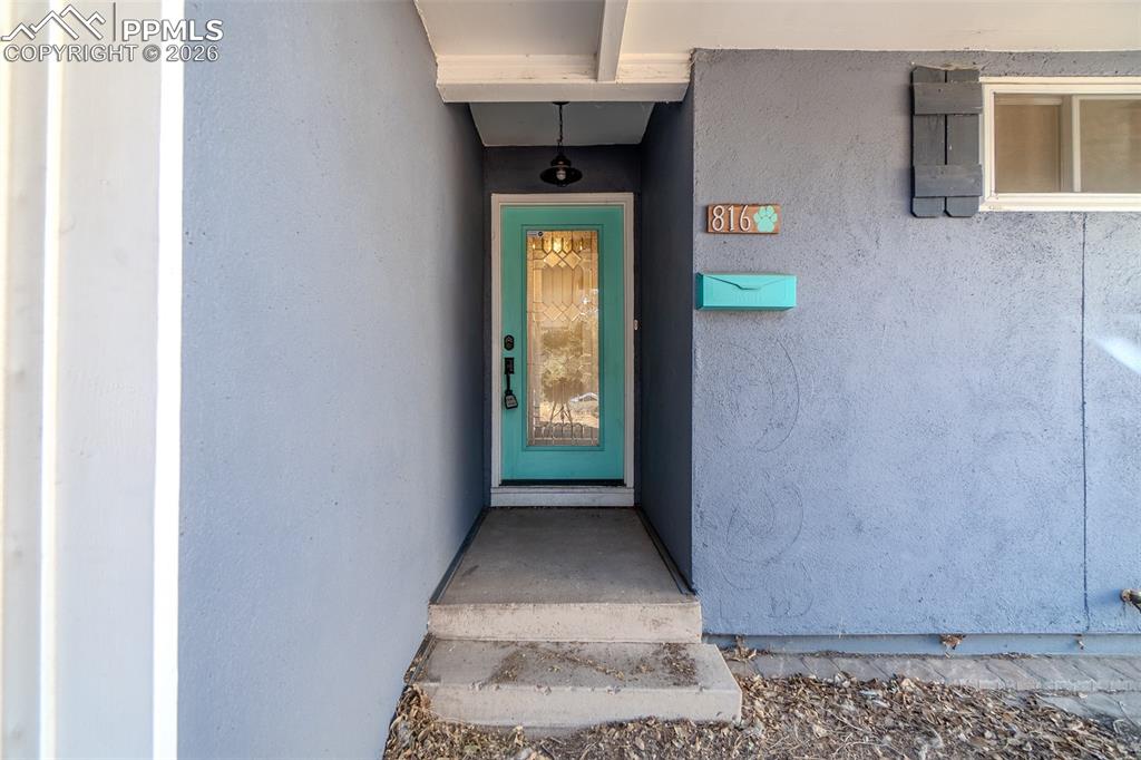 816 S Circle Drive Colorado Springs CO 80910