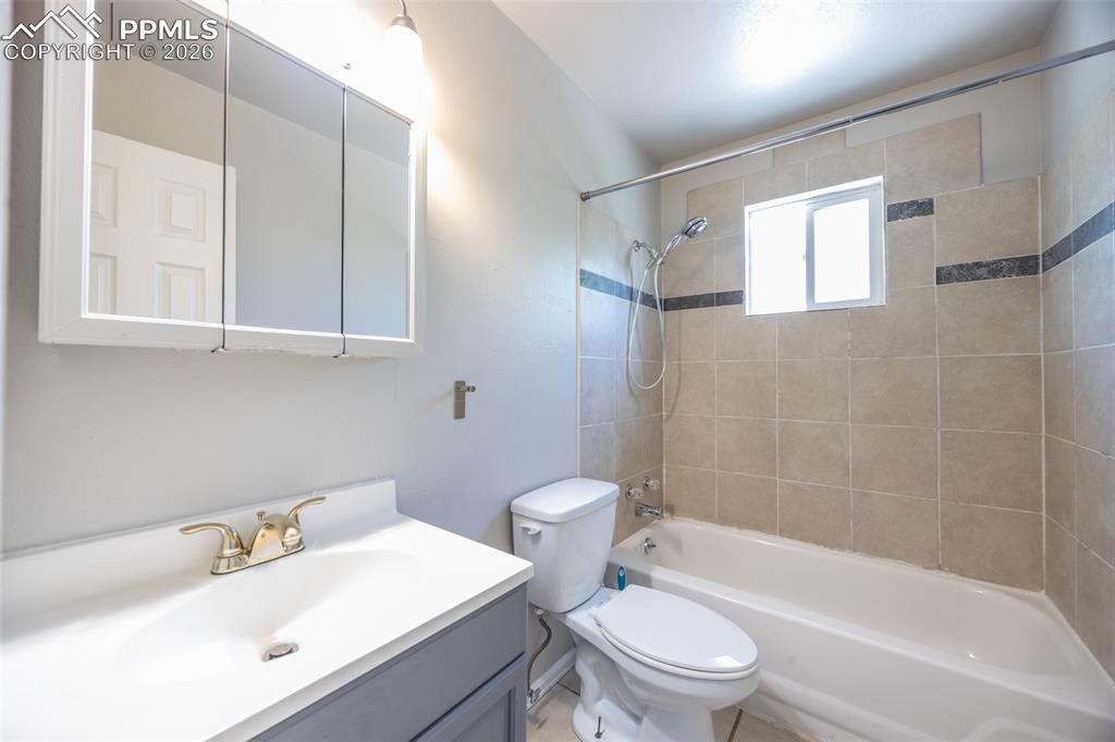 3410 El Morro Road Colorado Springs CO 80910