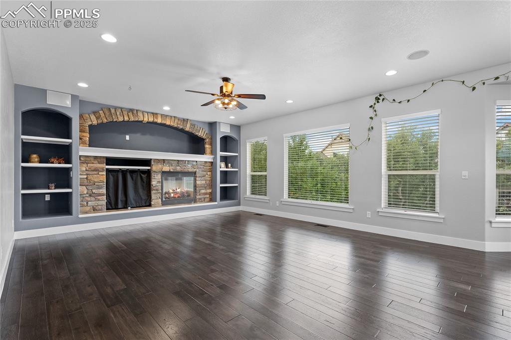 1069 Glengary Place Colorado Springs CO 80921