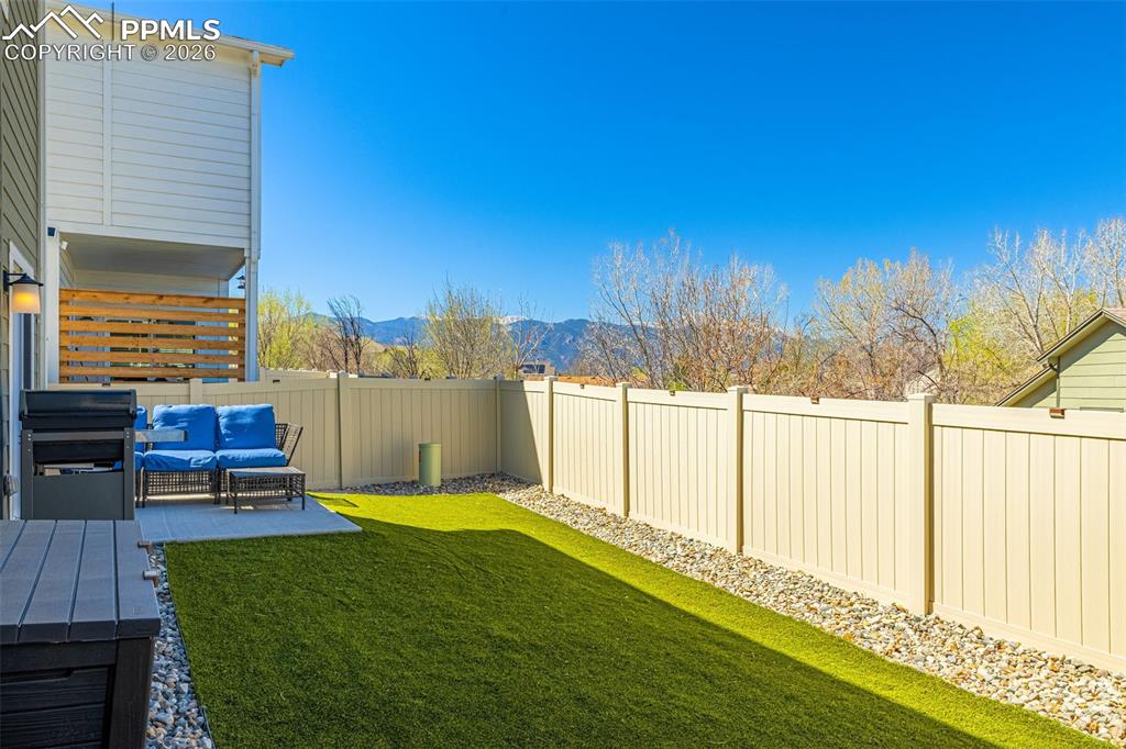 4168 Samaritan Loop Colorado Springs CO 80916