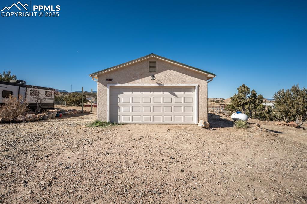 949 Coyote Circle Coal Creek CO 81221