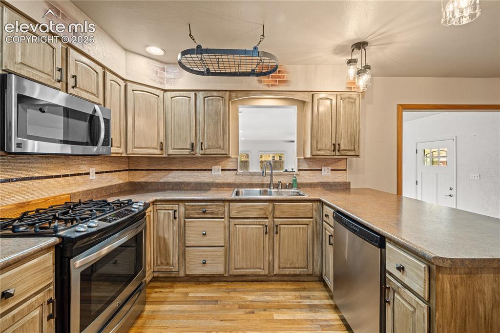25 Fordham Circle Pueblo CO 81005