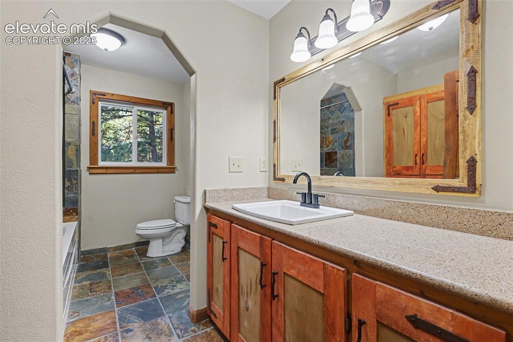 3375 Pinehurst Circle Colorado Springs CO 80908