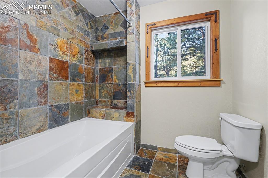 3375 Pinehurst Circle Colorado Springs CO 80908