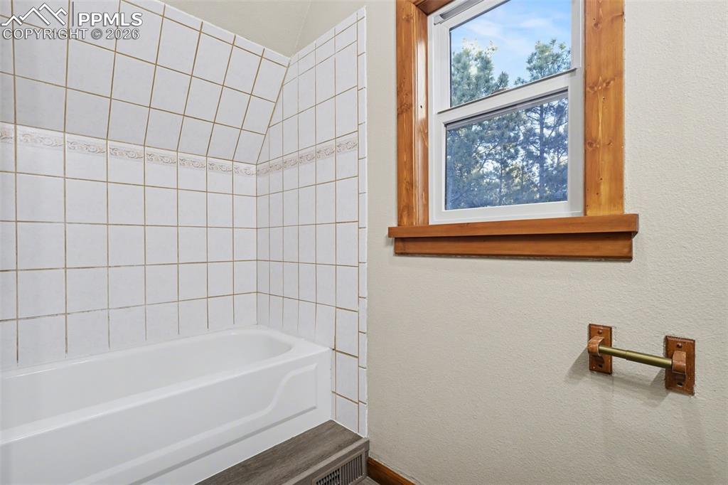 3375 Pinehurst Circle Colorado Springs CO 80908