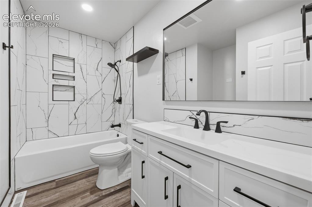 2818 Merry Lane Colorado Springs CO 80909