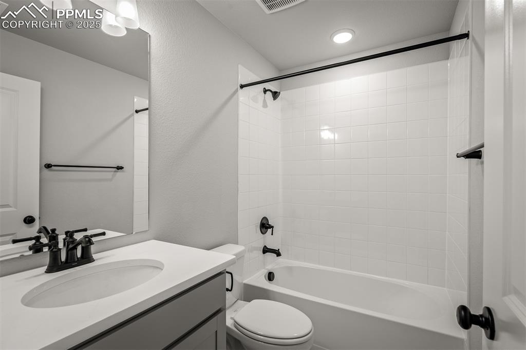 6343 Scrabble View Colorado Springs CO 80924