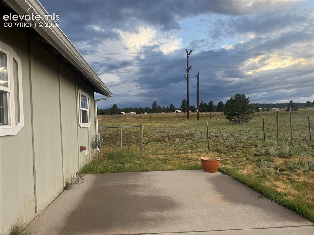 17 Garfield Circle Florissant CO 80816
