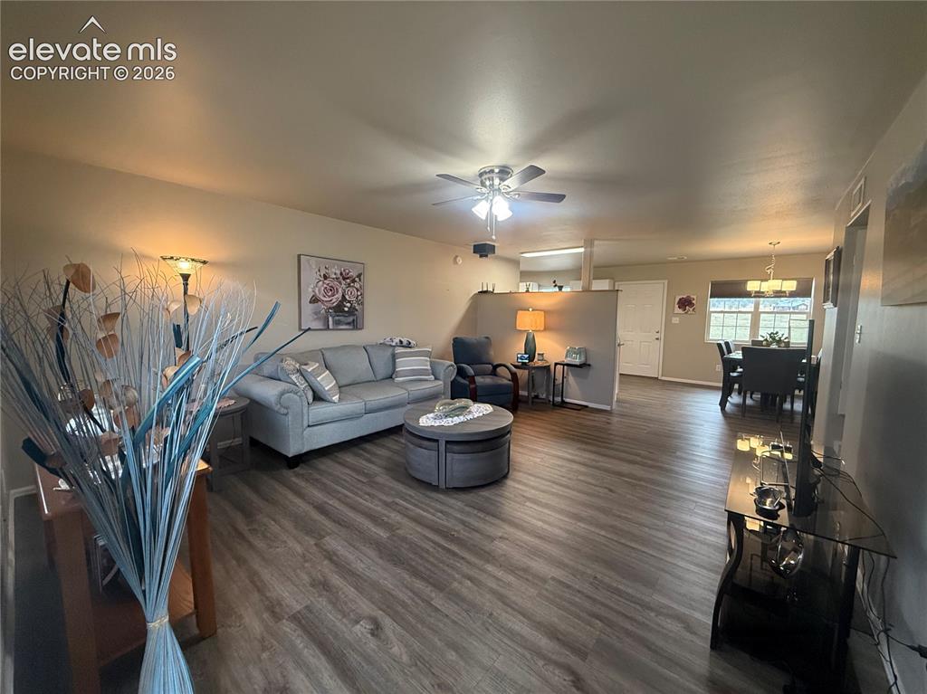 17 Garfield Circle Florissant CO 80816