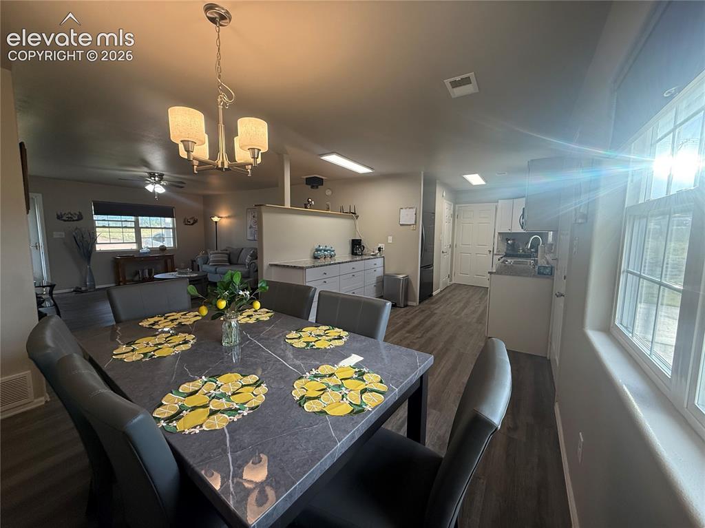 17 Garfield Circle Florissant CO 80816