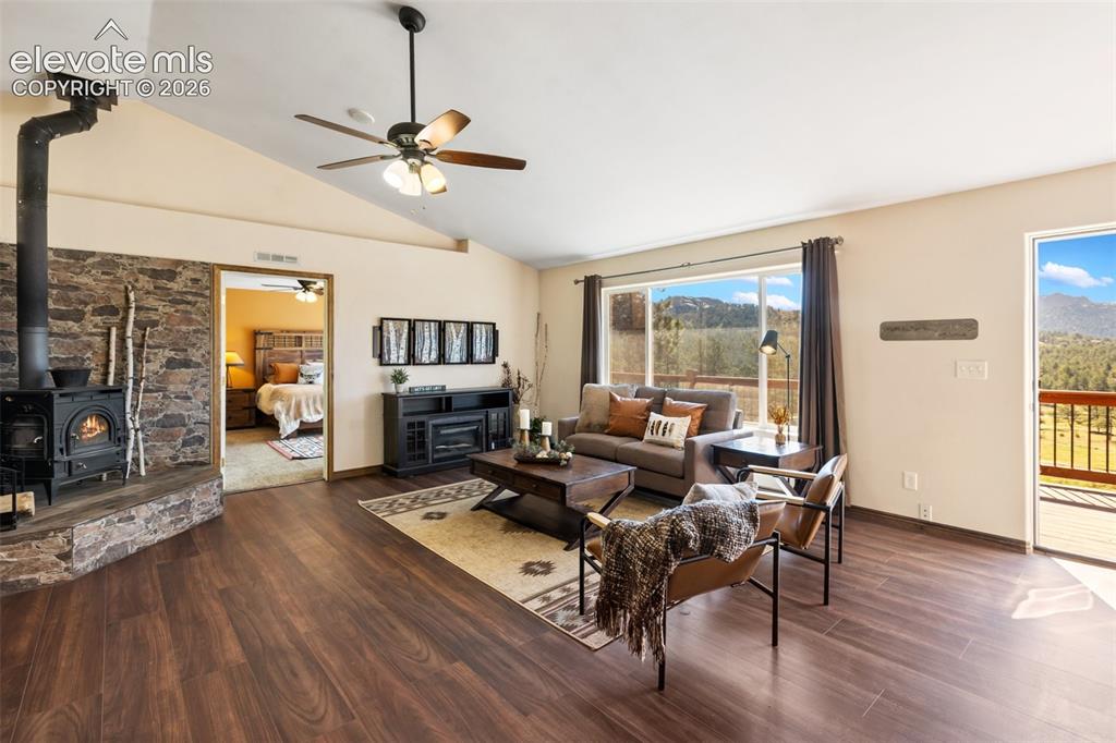 34 Fetlock Circle Florissant CO 80816