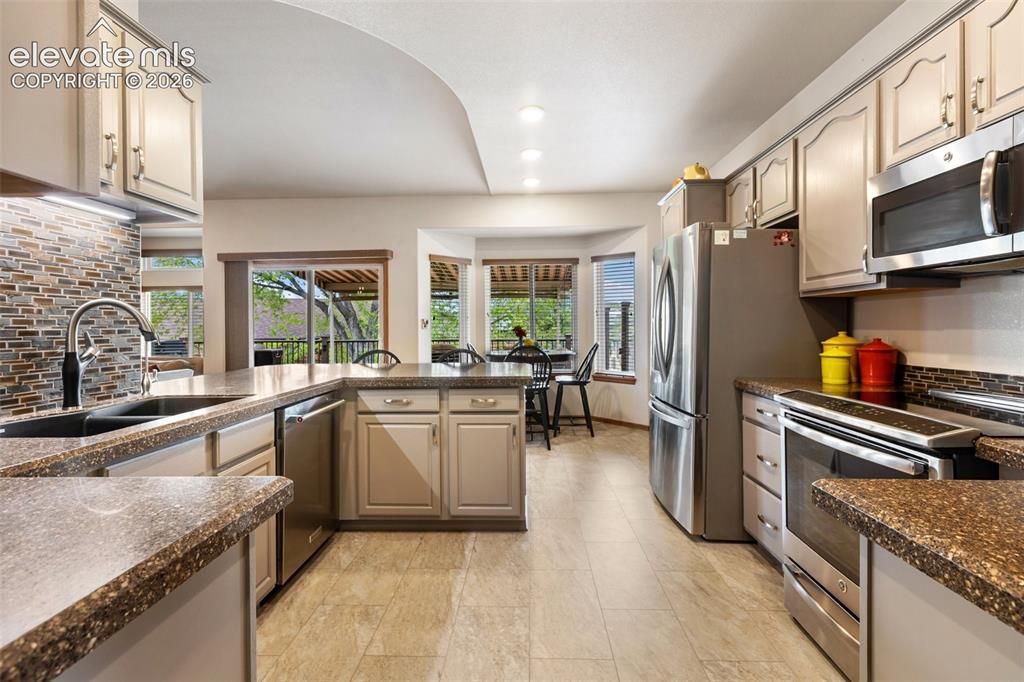 10000 Rolling Ridge Road Colorado Springs CO 80925