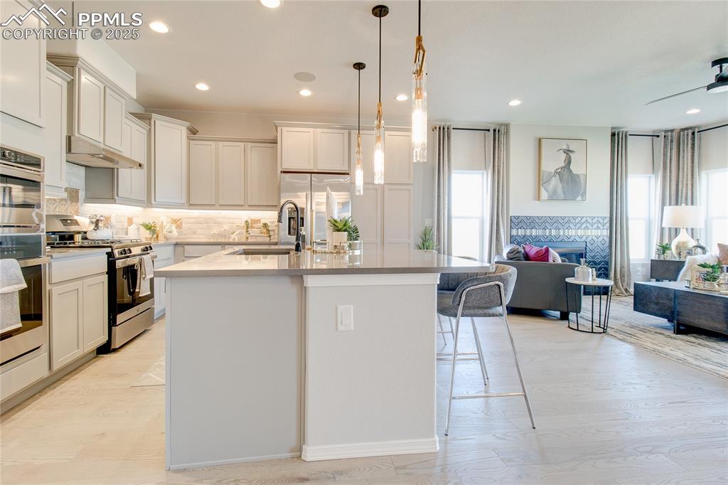 9395 Mayflower Gulch Way Colorado Springs CO 80927