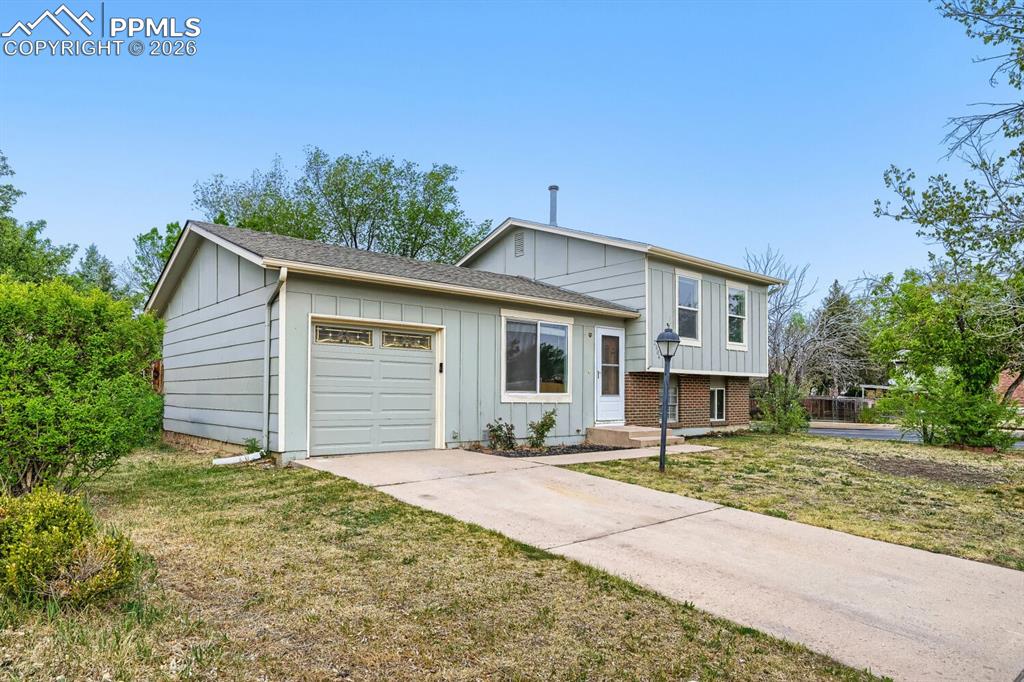 2504 Cather Circle Colorado Springs CO 80916