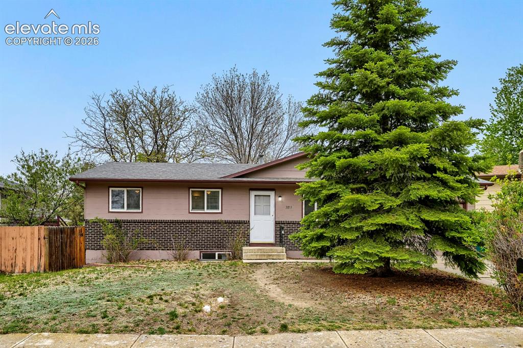 3853 Vaquero Circle Colorado Springs CO 80918
