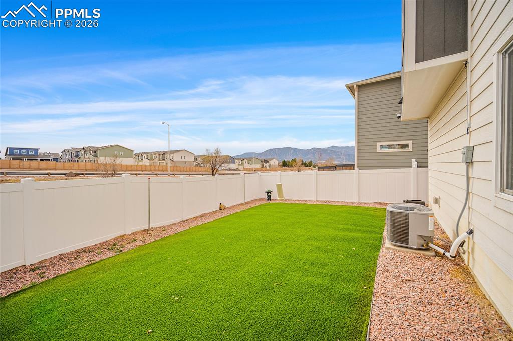 5255 Aeroglide Loop Colorado Springs CO 80916