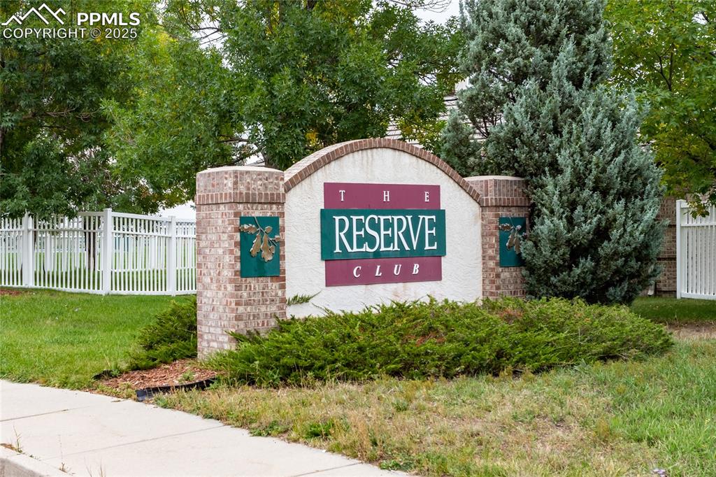 4125 Danceglen Drive Colorado Springs CO 80906