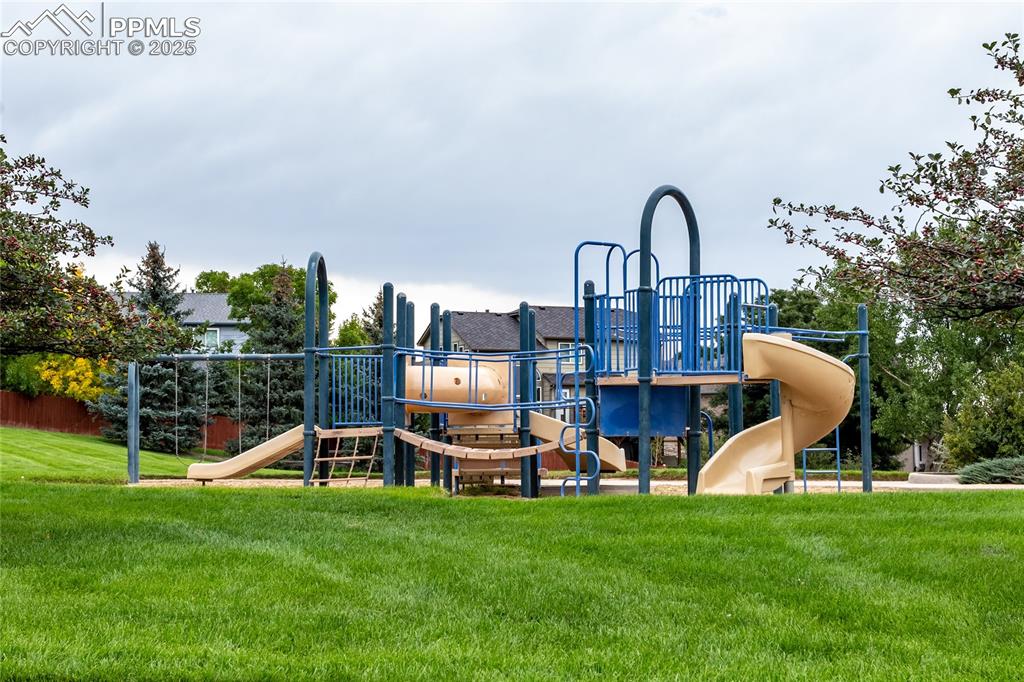 4125 Danceglen Drive Colorado Springs CO 80906