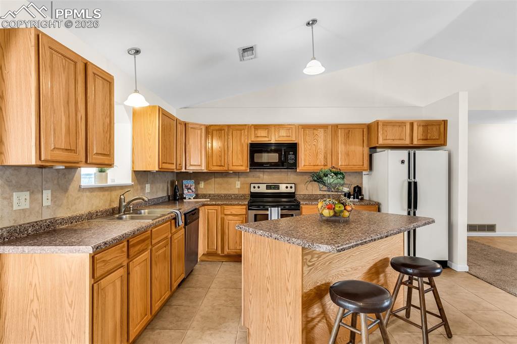 2401 Clayton Drive Canon City CO 81212