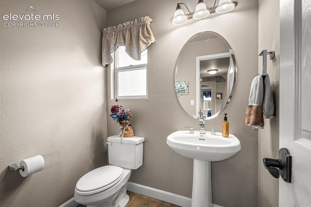5655 Bridlespur Ridge Place Colorado Springs CO 80918