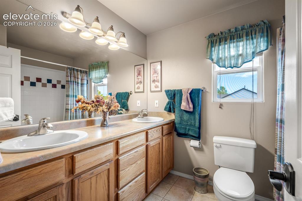 5655 Bridlespur Ridge Place Colorado Springs CO 80918