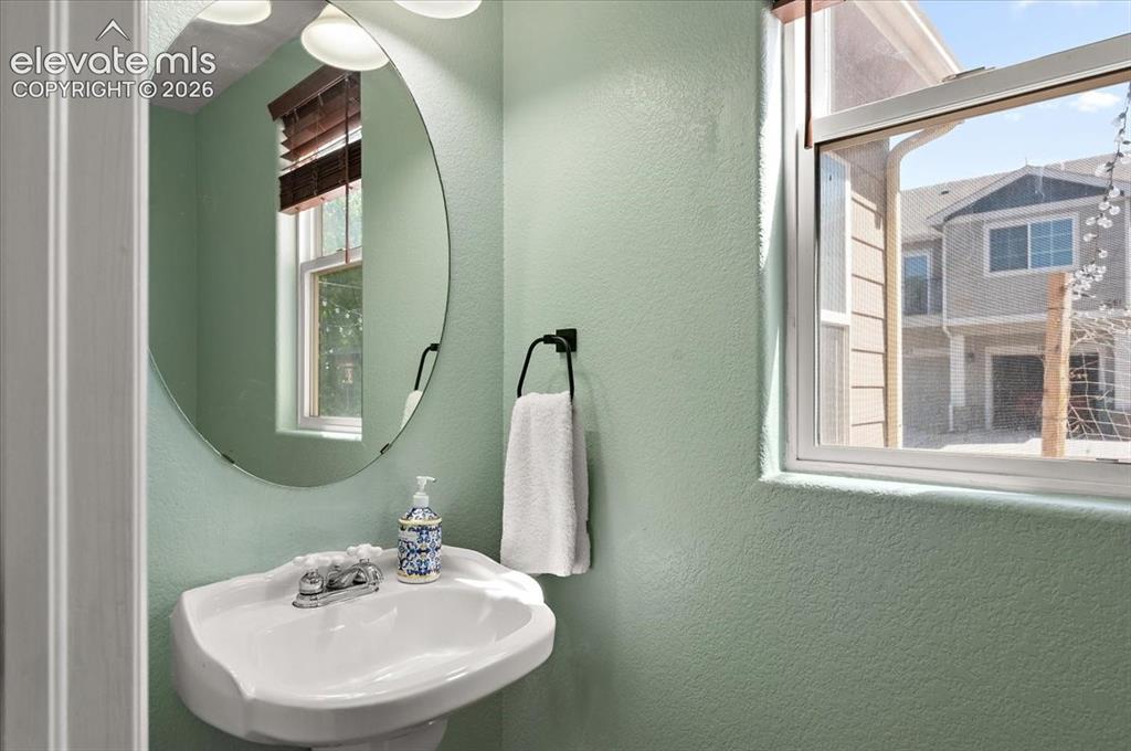 2475 St Paul Drive Colorado Springs CO 80910