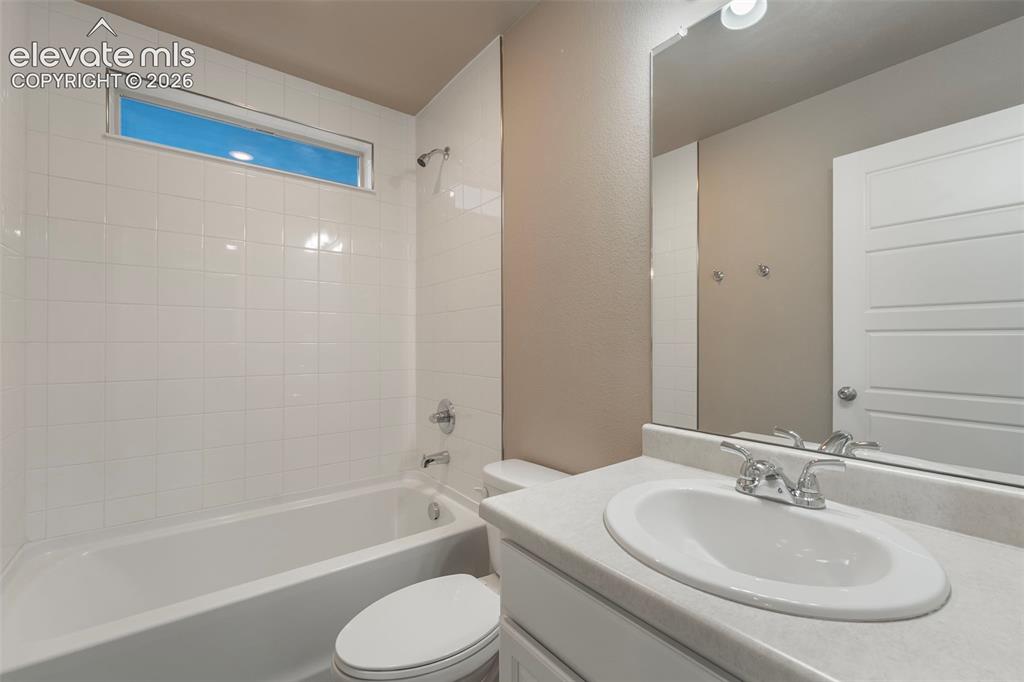 9528 Timberlake Loop Colorado Springs CO 80927