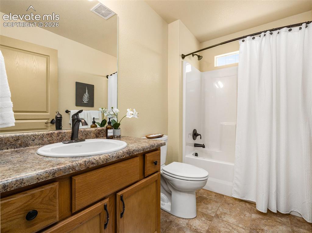 3324 Lions Pride Lane Pueblo CO 81005