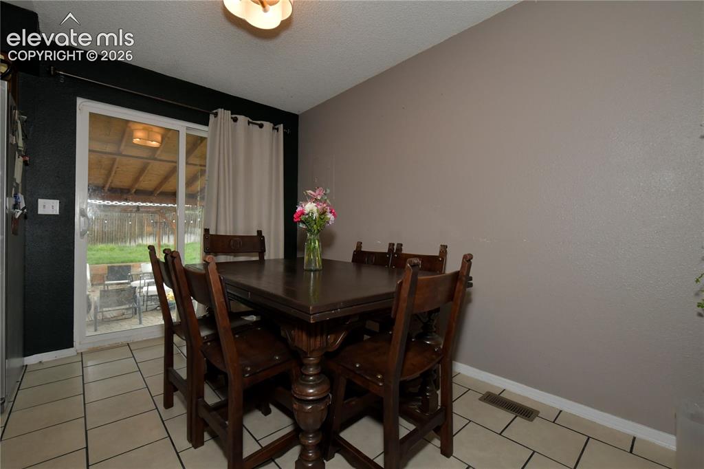 4885 Hunters Run Colorado Springs CO 80911