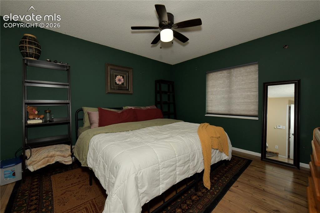 4885 Hunters Run Colorado Springs CO 80911